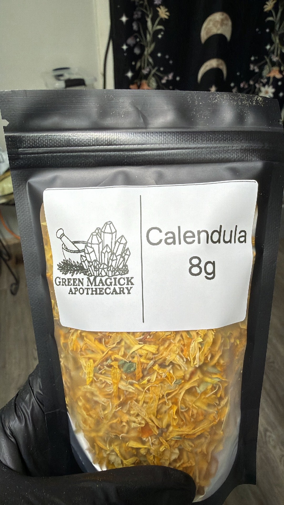 Dry Herbs & Botanicals